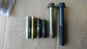 Прочность шпилек поворотных кулаков