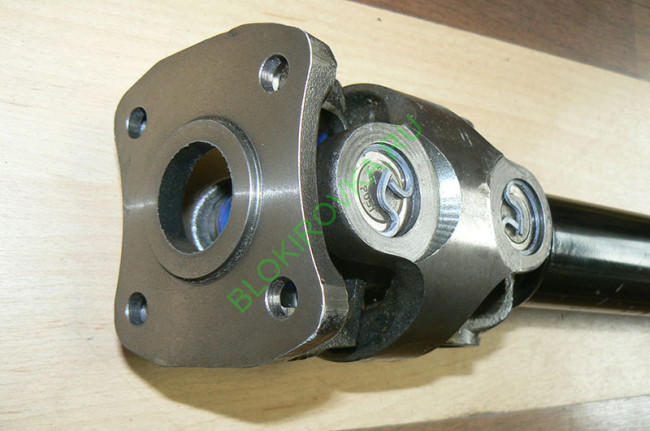 cj-tatton-cardan-driveshaft-gukea.jpg cj-tatton-cardan-driveshaft-gukea.jpg