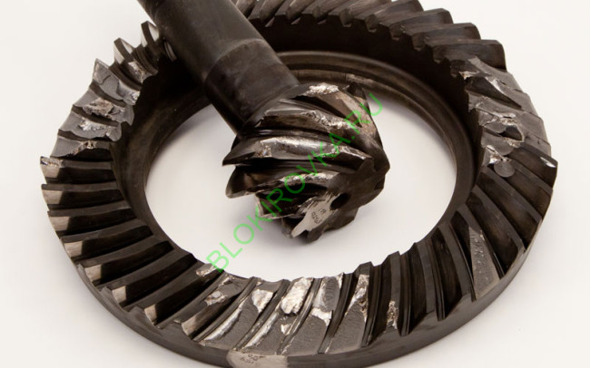 Broken-Ring-Pinion_0586.jpg Broken-Ring-Pinion_0586.jpg